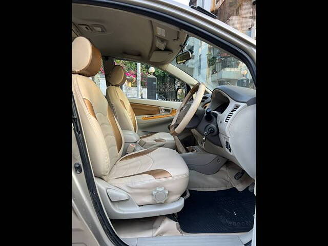 Used Toyota Innova [2009-2012] 2.5 VX 8 STR BS-IV in Mumbai