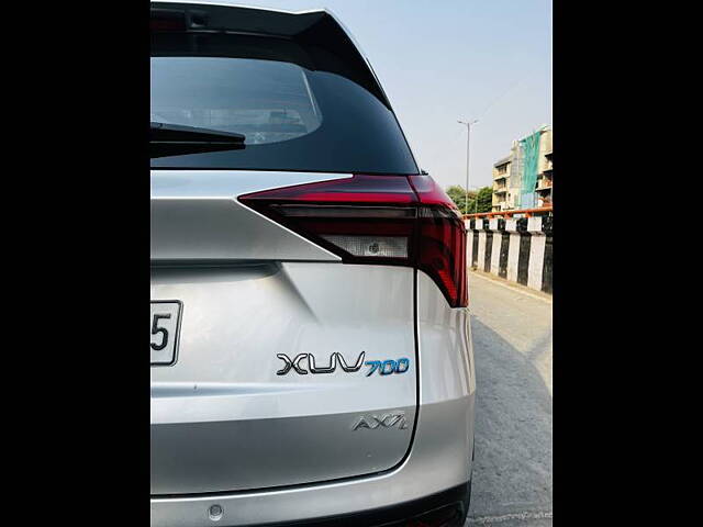 Used Mahindra XUV700 AX 7 Diesel  AT Luxury Pack 7 STR [2021] in Delhi