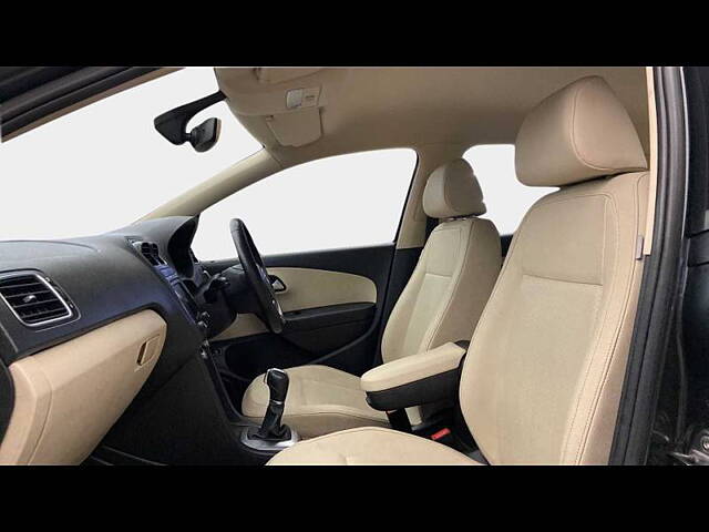 Used Volkswagen Vento [2015-2019] Highline Plus 1.2 (P) AT 16 Alloy in Faridabad