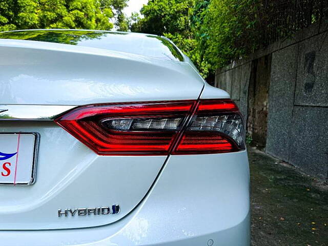 Used Toyota Camry Hybrid in Delhi