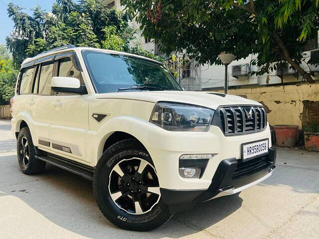 Used Mahindra Scorpio S11 MT 7S in Delhi