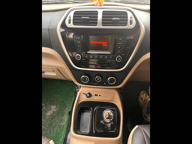 Used Mahindra TUV300 [2015-2019] T8 AMT in Mumbai