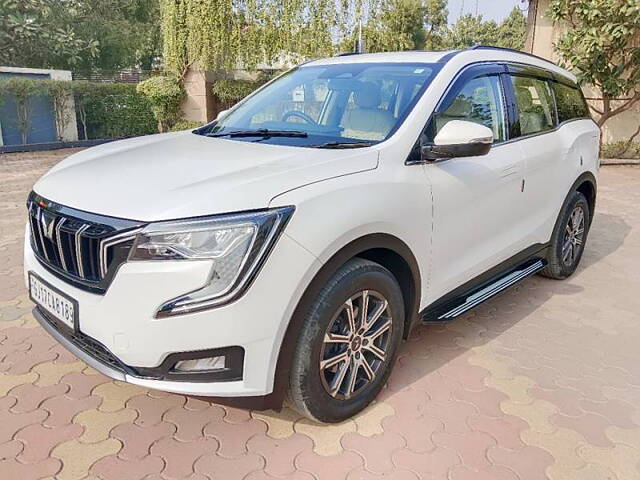 Used Mahindra XUV700 AX 7 Diesel AT 7 STR [2021] in Ahmedabad