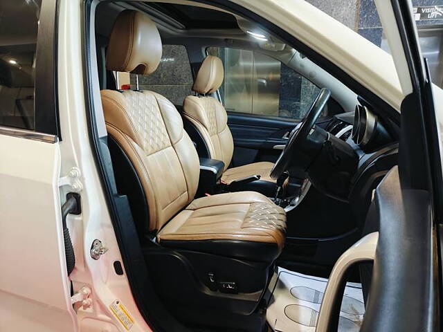 Used Mahindra XUV500 W11 AT in Ahmedabad