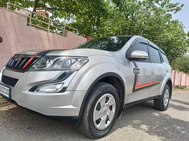 Used Mahindra XUV500 [2015-2018] W6 1.99 in Lucknow