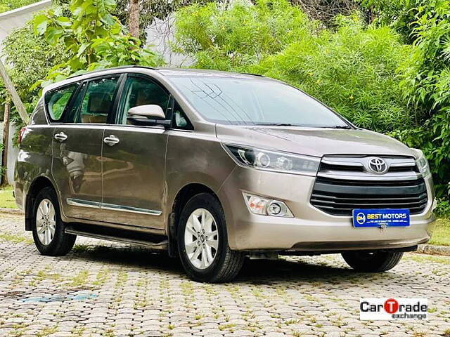 Used Toyota Innova Crysta [2016-2020] 2.4 V Diesel in Ahmedabad