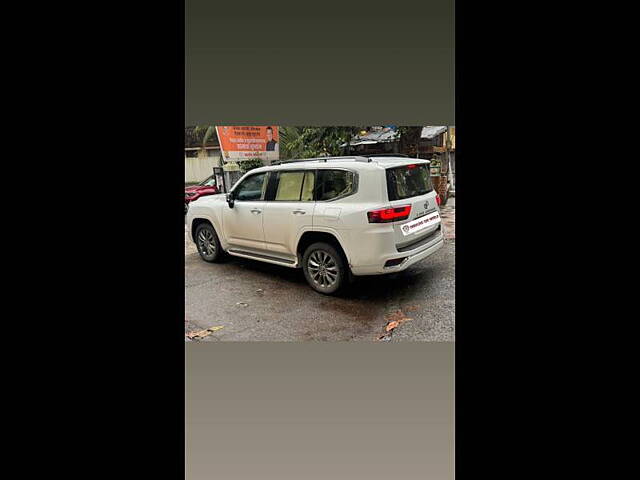 Used Toyota Land Cruiser ZX Diesel in Mumbai