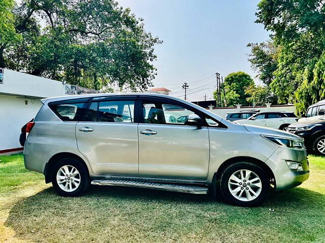 Used Toyota Innova Crysta [2016-2020] 2.4 V Diesel in Lucknow