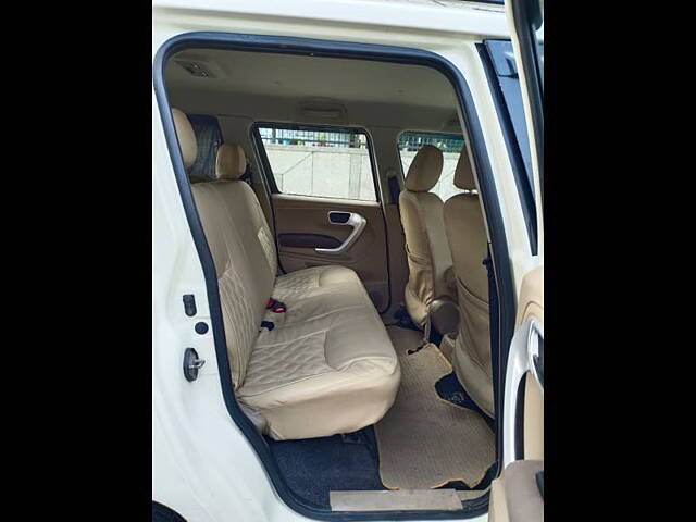 Used Mahindra TUV300 [2015-2019] T8 in Delhi