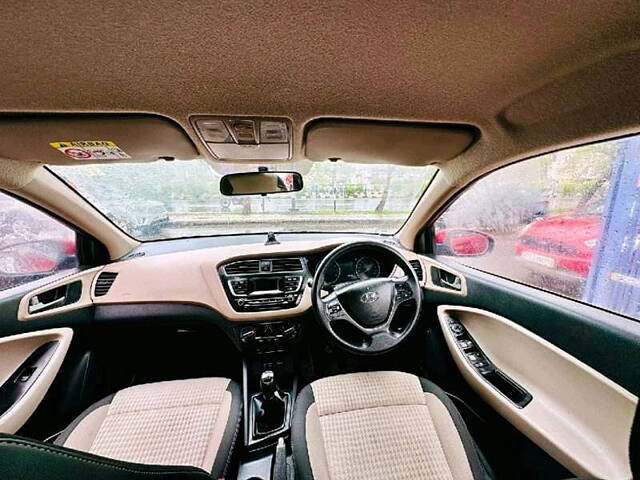 Used Hyundai Elite i20 [2018-2019] Sportz 1.2 in Surat