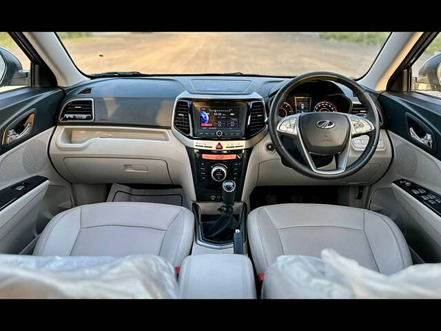 Used Mahindra XUV300 [2019-2024] 1.5 W8 (O) [2019-2020] in Ahmedabad