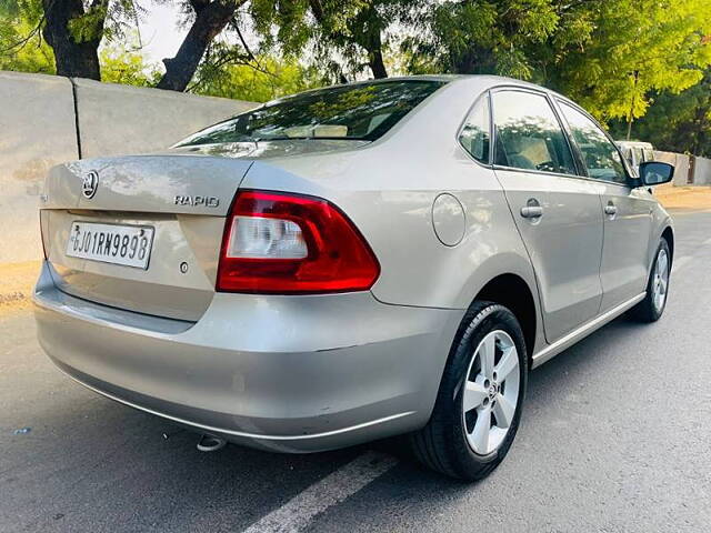 Used Skoda Rapid [2014-2015] 1.5 TDI CR Ambition AT in Ahmedabad