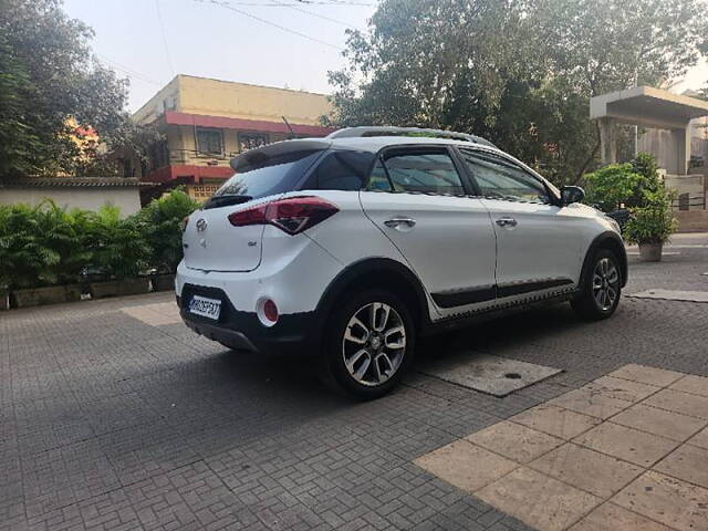 Used Hyundai i20 Active [2015-2018] 1.2 SX Dual Tone in Mumbai