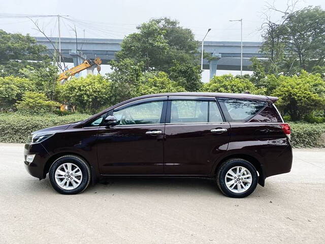 Used Toyota Innova Crysta [2016-2020] 2.4 V Diesel in Mumbai