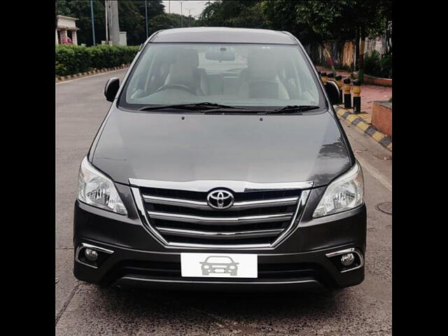 Used 2014 Toyota Innova in Indore