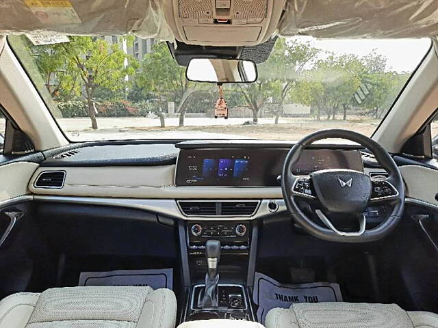 Used Mahindra XUV700 AX 7 Diesel AT AWD Luxury Pack 7 STR [2021] in Ahmedabad