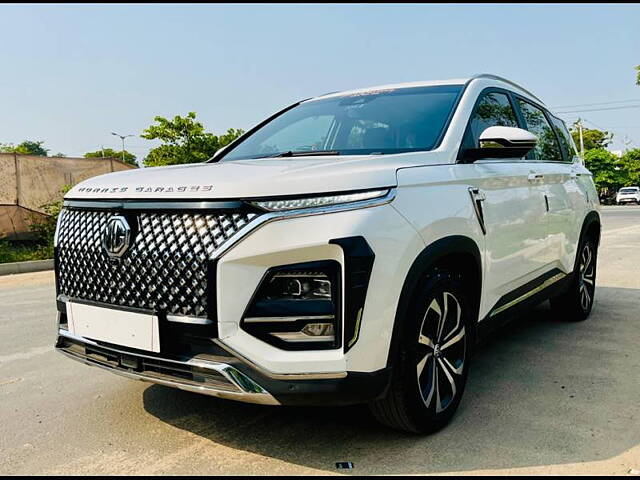 Used MG Hector Plus Savvy Pro 1.5 Turbo Petrol CVT 6 STR in Ahmedabad