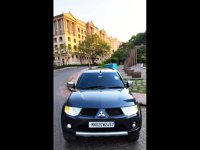 Used Mitsubishi Pajero Sport 2.5 MT in Mumbai