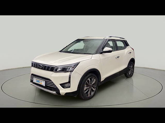 Used Mahindra XUV300 [2019-2024] W8 (O) 1.2 Petrol in Delhi