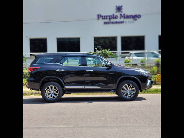 Used Toyota Fortuner [2016-2021] 2.8 4x4 AT in Chandigarh