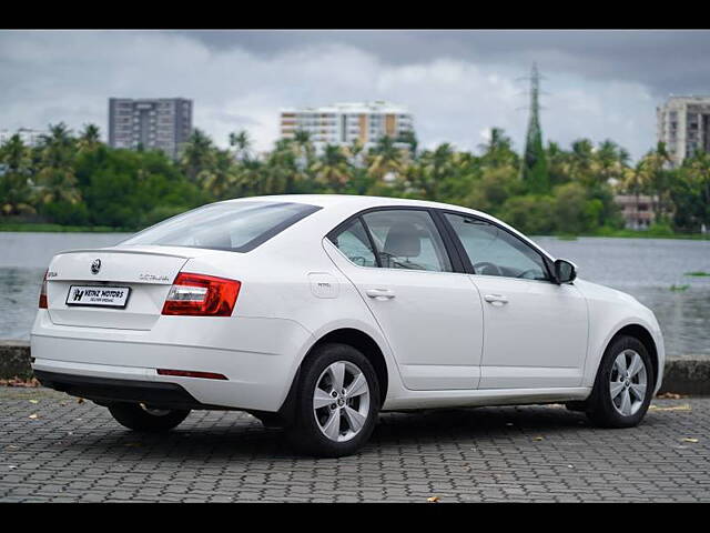 Used Skoda Octavia [2017-2021] 1.8 TSI Style AT in Kochi