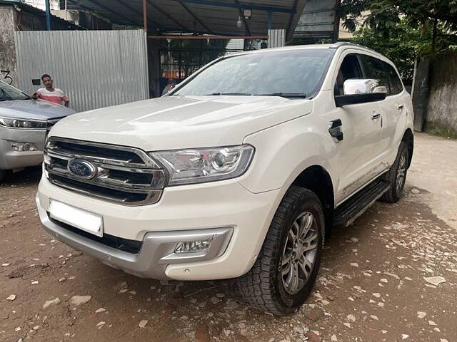 Used Ford Endeavour [2016-2019] Titanium 3.2 4x4 AT in Kolkata