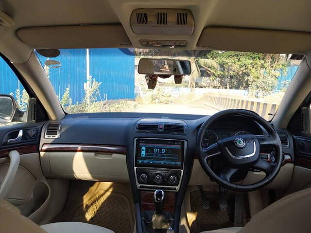 Used Skoda Laura Ambiente 2.0 TDI CR MT in Mumbai