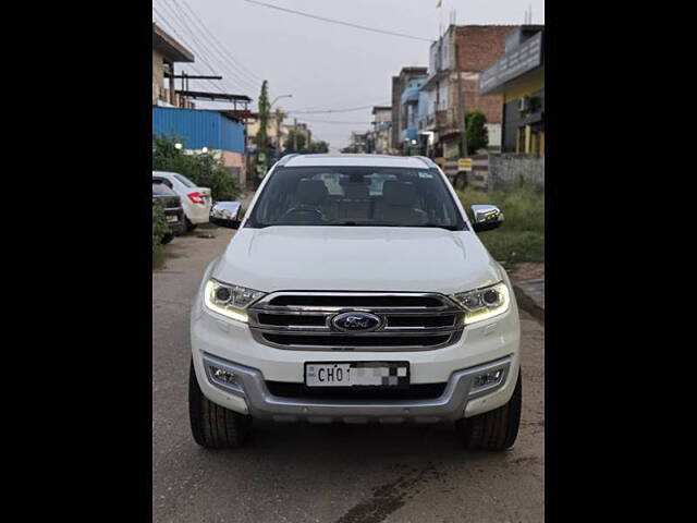 Used 2016 Ford Endeavour in Chandigarh