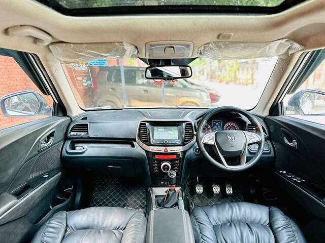 Used Mahindra XUV300 [2019-2024] W8 (O) 1.2 Petrol in Delhi