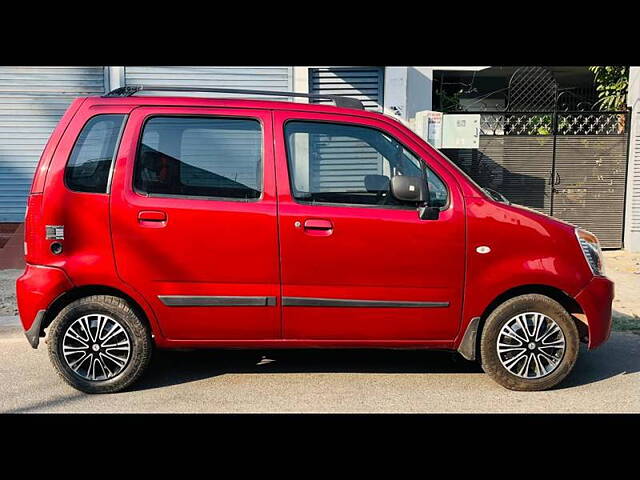 Used Maruti Suzuki Wagon R 1.0 [2010-2013] LXi in Kanpur