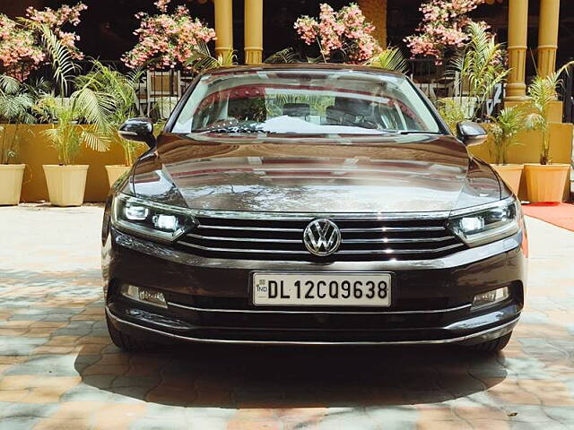 Used 2019 Volkswagen Passat in Delhi