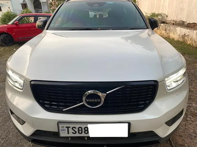 Used 2020 Volvo XC40 in Hyderabad
