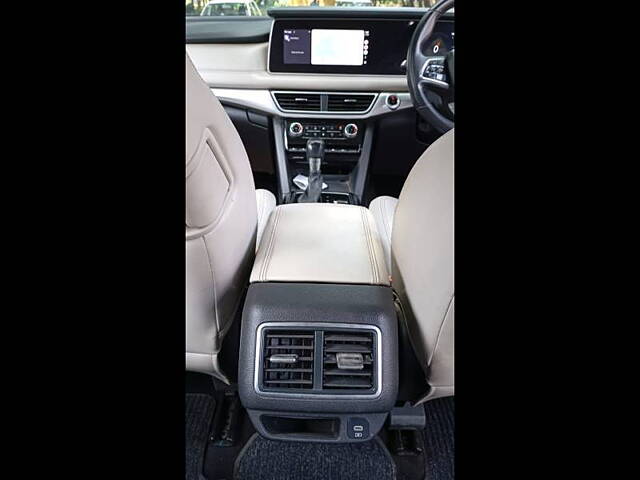 Used Mahindra XUV700 AX 7 Petrol AT 7 STR [2021] in Bangalore