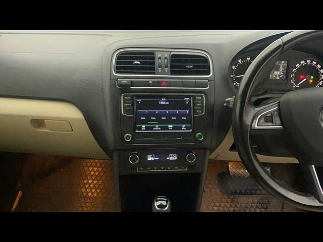 Used Skoda Rapid Style 1.6 MPI AT in Mumbai