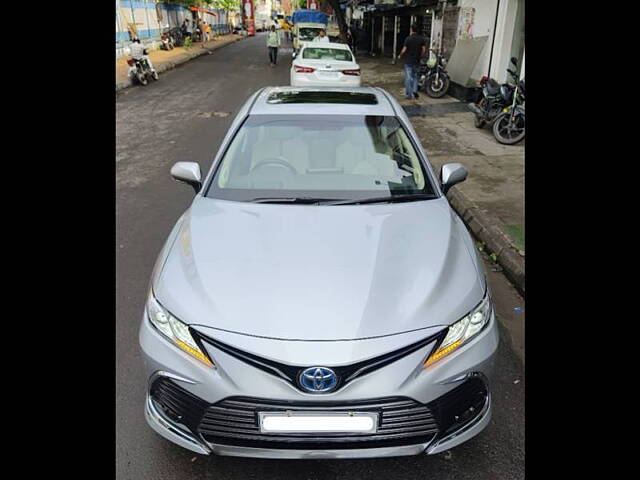 Used Toyota Camry Hybrid in Kolkata