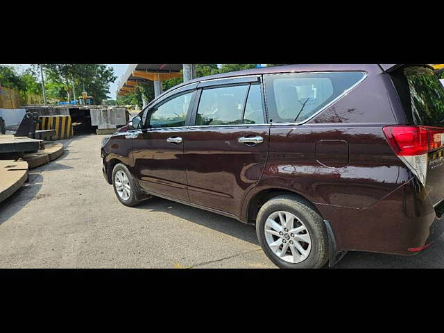 Used Toyota Innova Crysta [2016-2020] 2.4 G 8 STR [2016-2017] in Mumbai