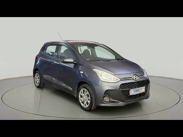 Used 2017 Hyundai Grand i10 in Delhi