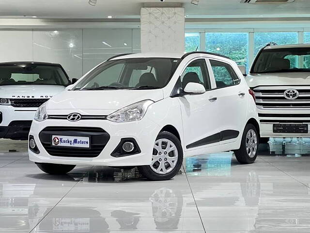 Used 2014 Hyundai i10 in Mumbai