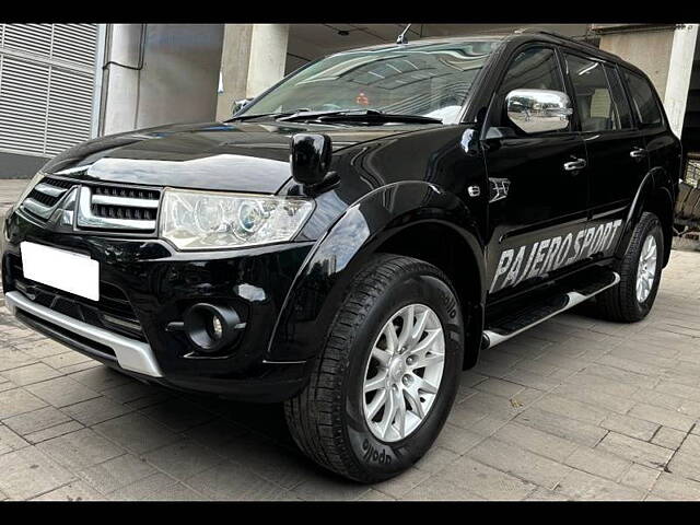 Used Mitsubishi Pajero Sport 2.5 AT in Mumbai