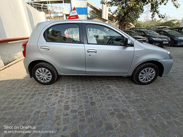 Used Toyota Etios Liva GX in Delhi