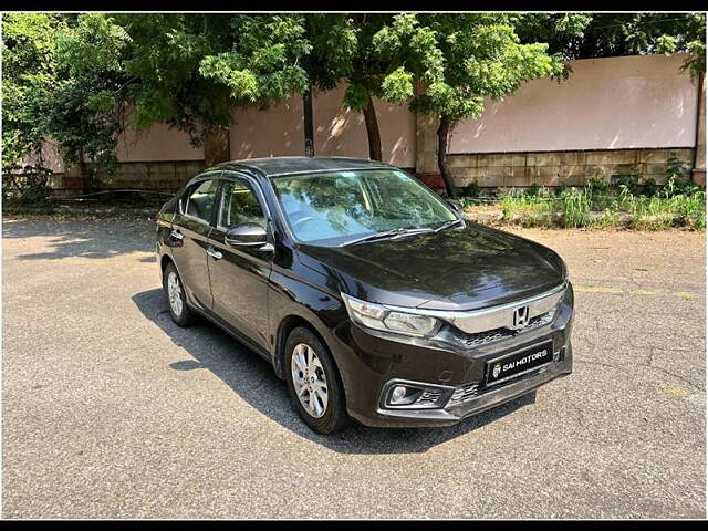 Used 2021 Honda Amaze in Delhi