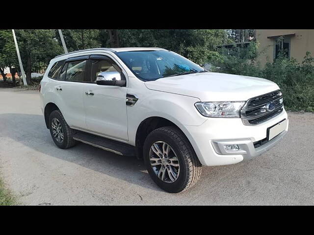 Used Ford Endeavour [2016-2019] Titanium 2.2 4x2 AT in Hyderabad