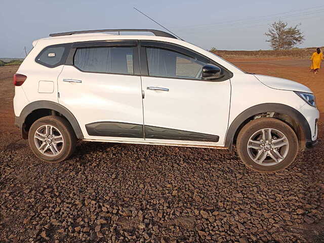 Used 2023 Renault Triber in Pune