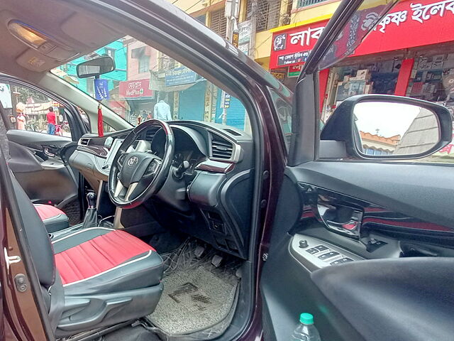Used Toyota Innova Crysta [2016-2020] 2.4 VX 8 STR [2016-2020] in Kolkata
