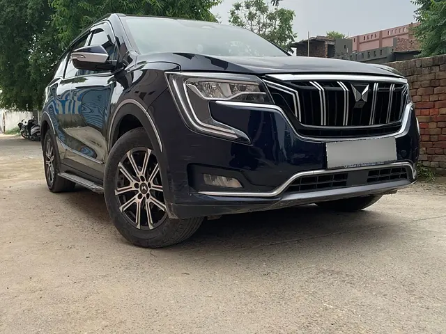 Used 2022 Mahindra XUV700 in Delhi