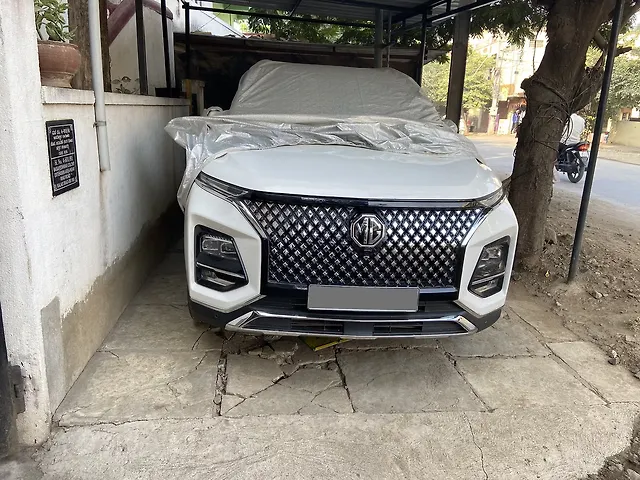 Used 2023 MG Hector Plus in Gulbarga