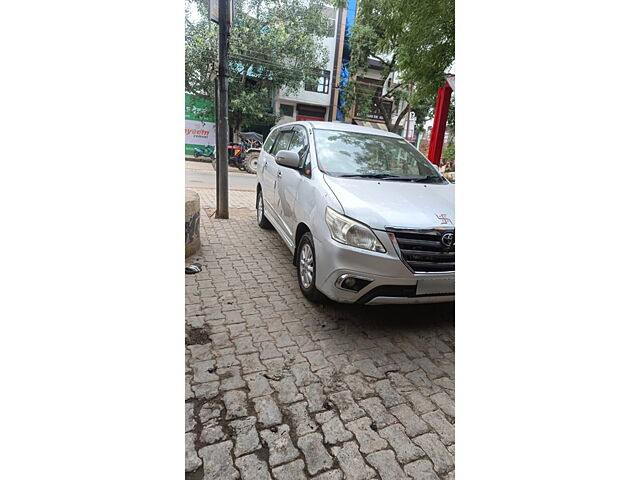 Used 2013 Toyota Innova in Delhi