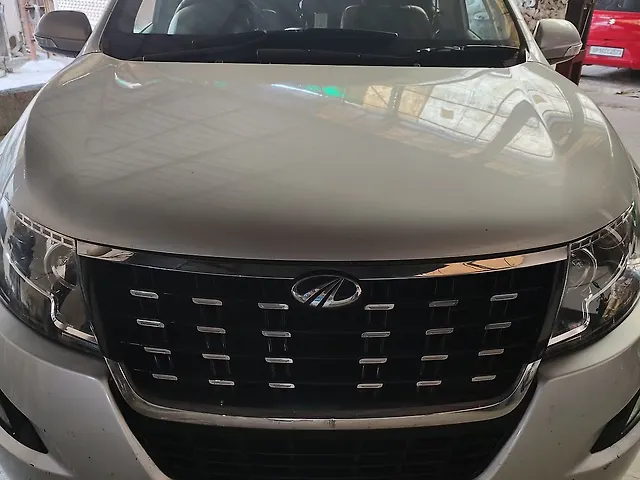 Used Mahindra XUV500 W7 AT [2018-2020] in Ghaziabad