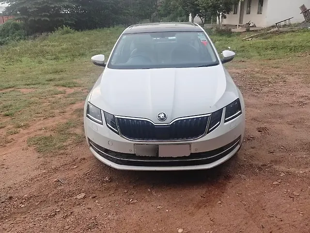 Used Skoda Octavia [2017-2021] 2.0 TDI CR Style Plus AT [2017] in Bangalore
