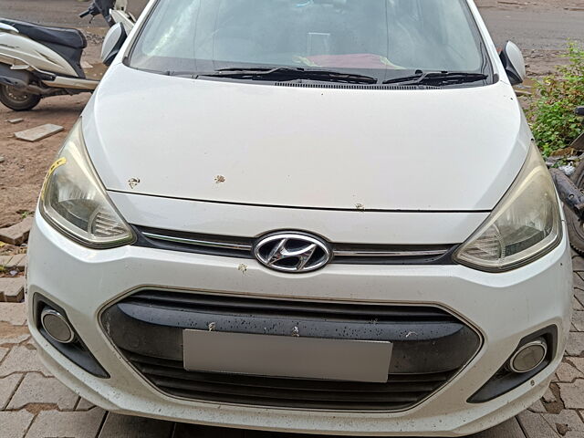 Used 2015 Hyundai Xcent in Gandhinagar